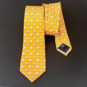 Vineyard Vines Boys Orange w/ White Sailboats 100% Silk Tie, W 2.75",L 52"